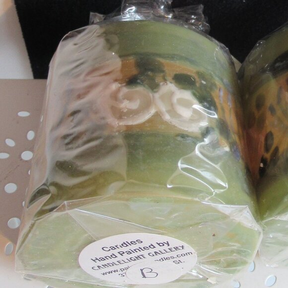 Stylized flowers, 3" Pillar Candle, Hand Painted, Nature, Codes A, B - Picture 3 of 4